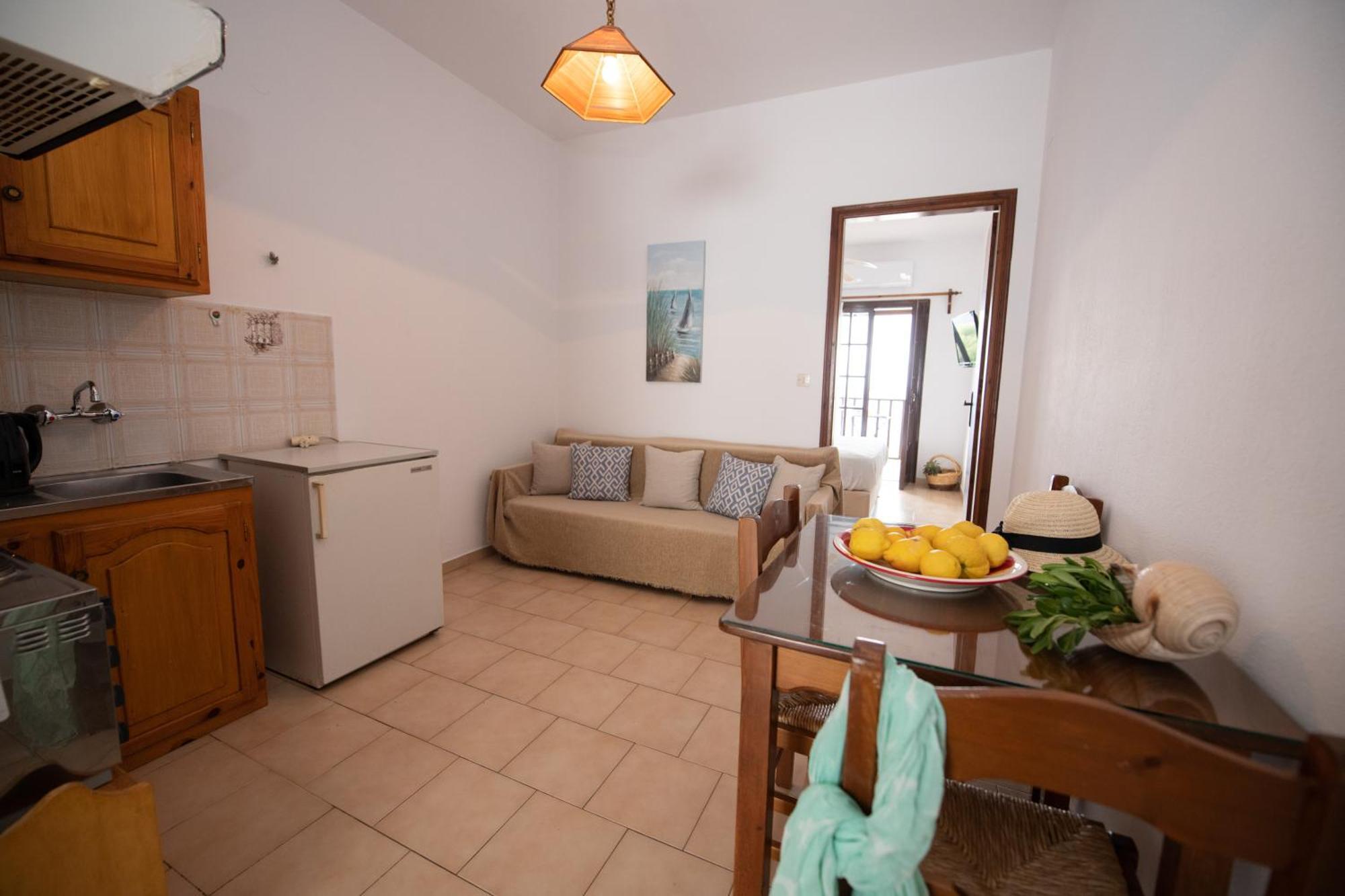 Lilian Beachfront Apartments Neo Klima Exterior photo